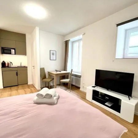 Heart Of Modern Hg7 Zurich